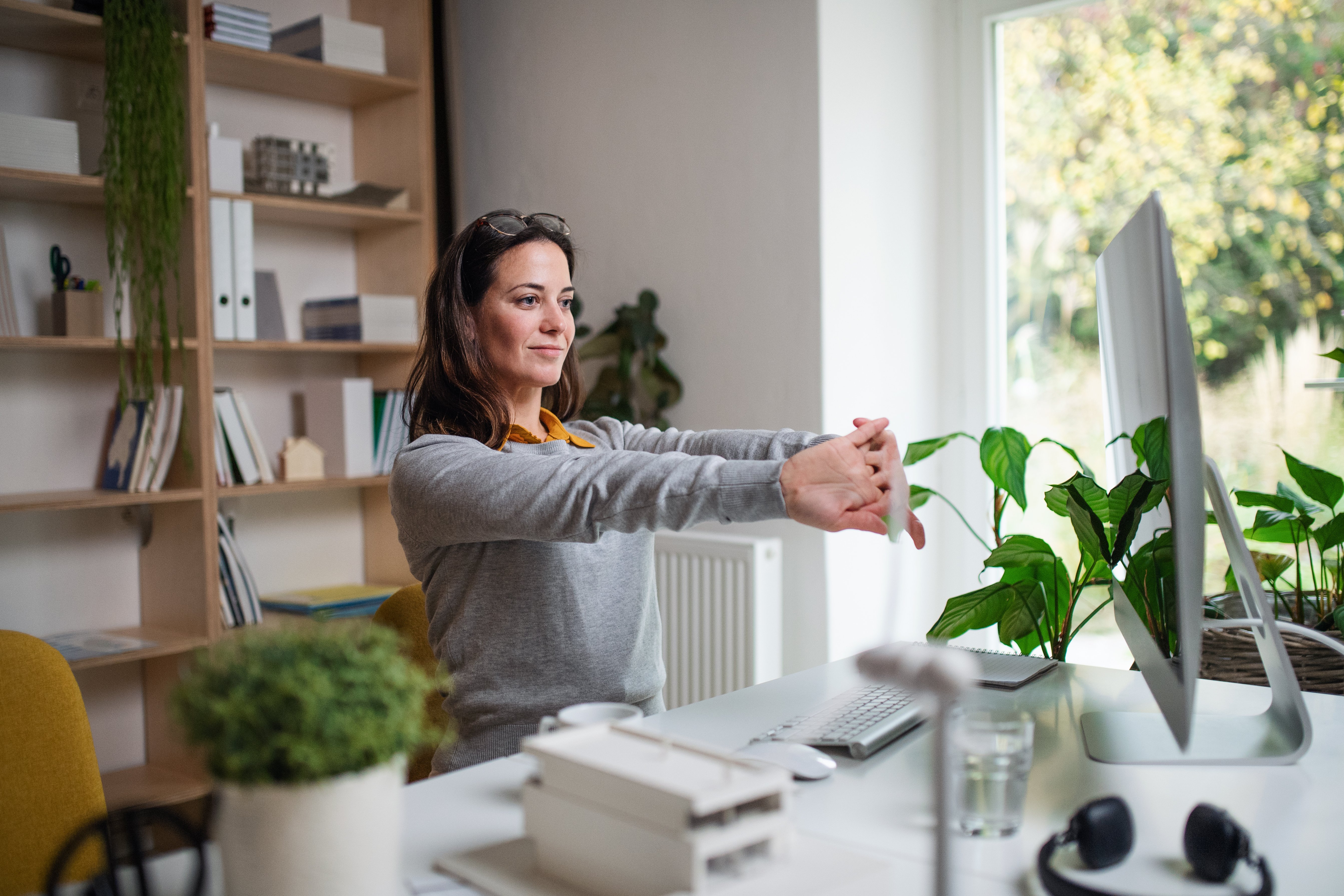 Rückenschmerzen im Homeoffice vorbeugen
