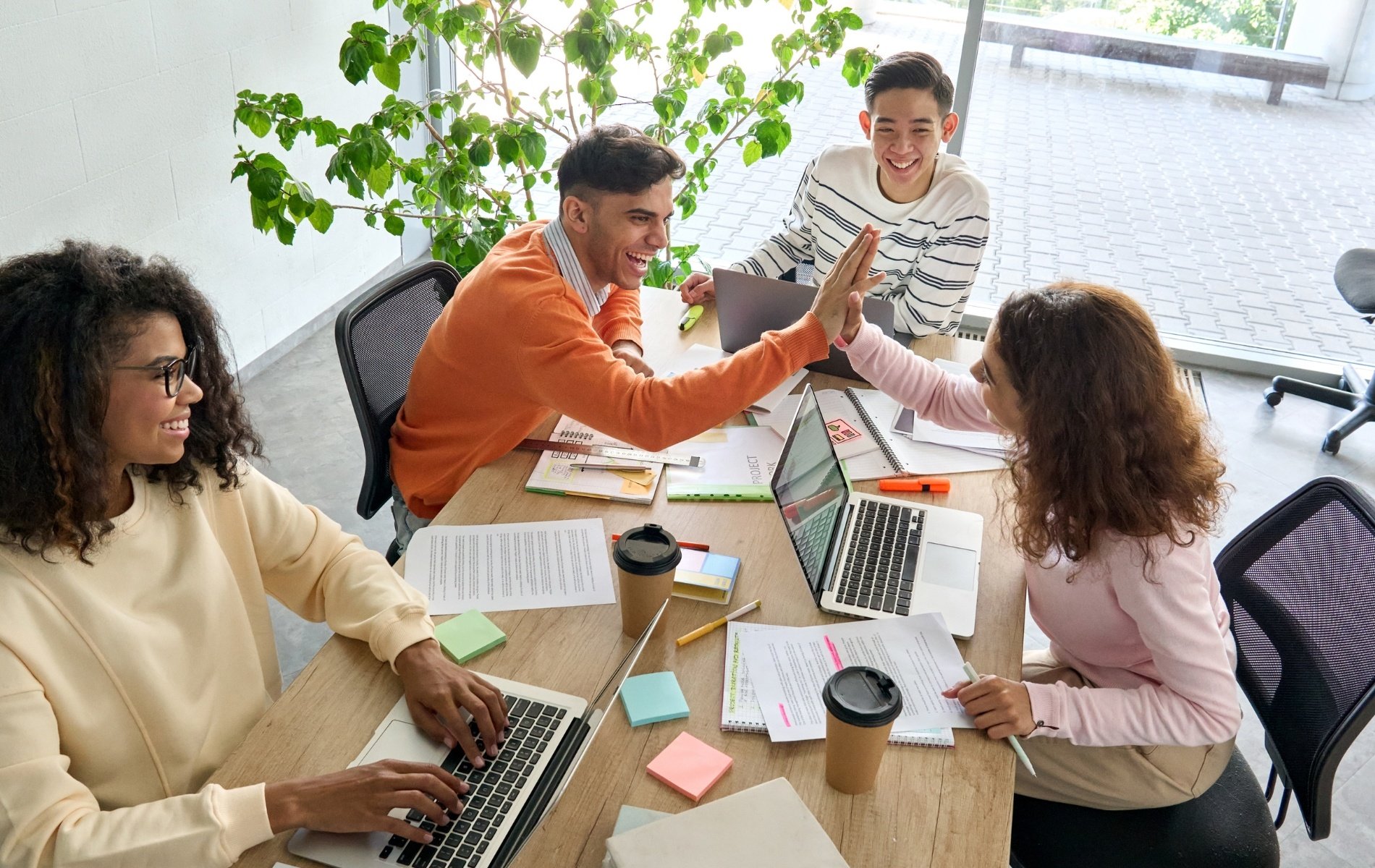 Employer Branding stärkt die Mitarbeiterbindung.