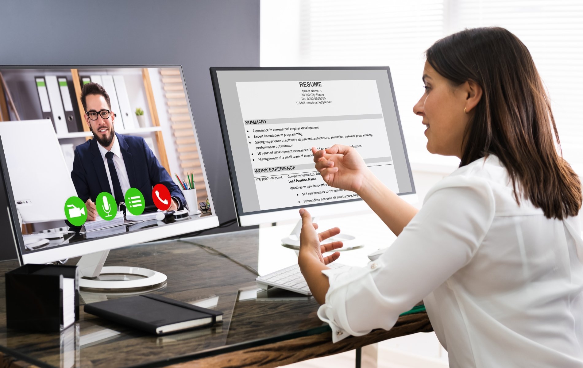 Videocall zwischen internationalen Kolleg:innen